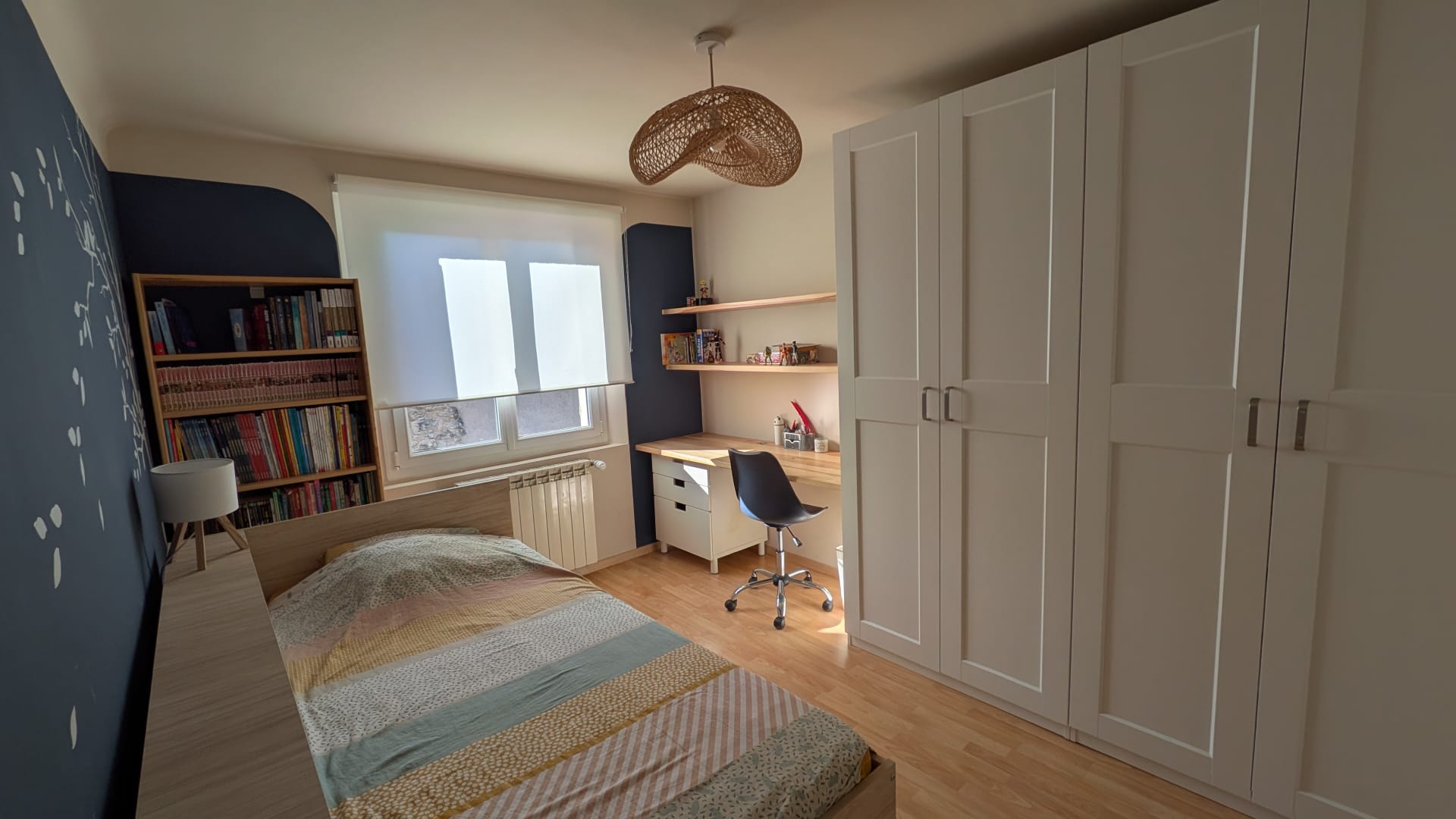 chambre d'adolescent